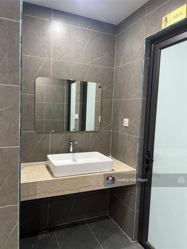 Cho thuê gấp nhà 6,5 tầng số 15 lô 2a, kđt trung yên 11  p. yên hoà. dt 110m2 x 6,5t. giá 50 tr/th