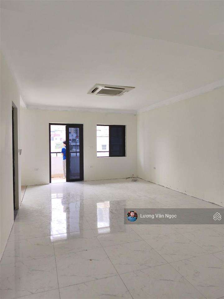 Cho thuê tầng 1 mặt phố lưu quang vũ, phường trung hoà. dt 180m2/sàn. giá 19,5 triệu/th