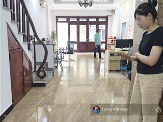 Cho thuê nhà số 8 ngõ 80 trung kính  phường yên hoà. dt 60m x 5t. giá 18 triệu