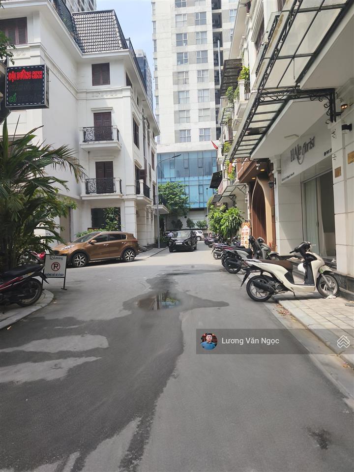 Chính chủ bán nhà phân lô hoàng ngân  quan nhân  phường thanh xuân. dt 45m2 x 5t. giá 16,4 tỷ