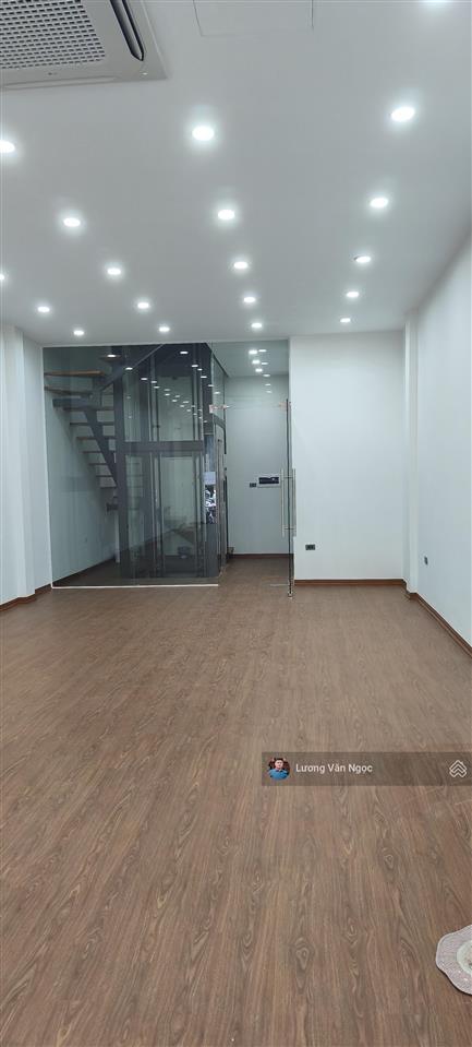 Chính chủ cho thuê nhà số 23e liền kề a10 nguyễn chánh  phường yên hoà. dt 90m x 5t. giá 41 triệu
