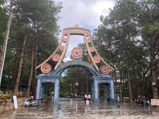 Đất biển hồ  tiềm năng khu du lịch quốc gia