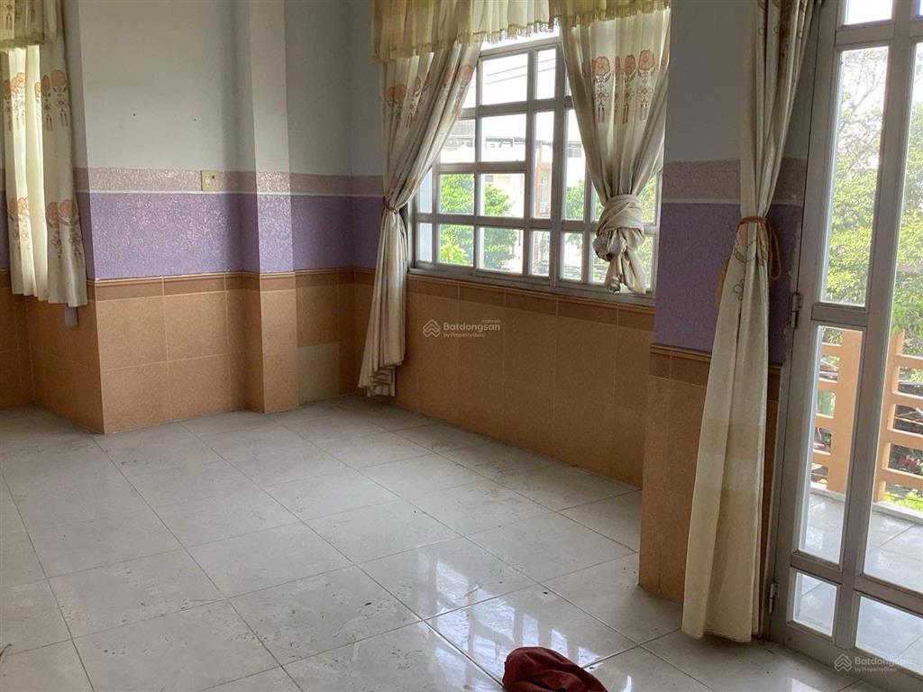 Tôi cần cho thuê nhà mặt tiền kinh doanh địa chỉ 08a, duy tân, p4, tuy hoà phú yên