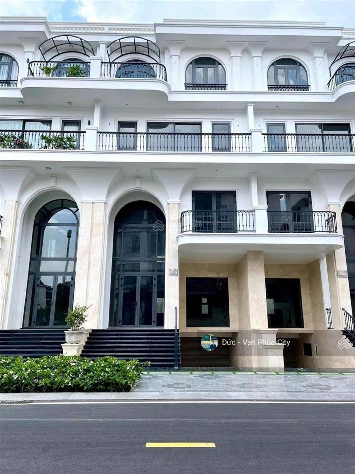 Bán nhà đường 36 kđt vạn phúc 7mx20m  5 tầng tại vạn phúc city giá 30 tỷ