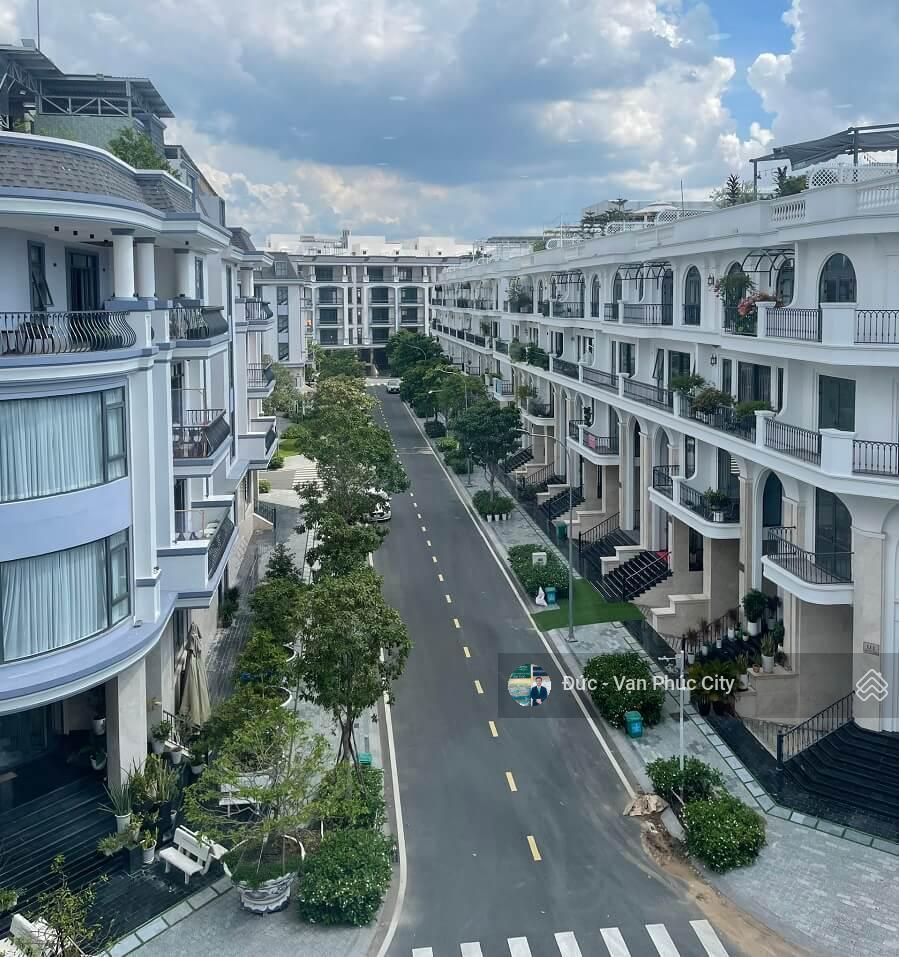 Bán nhà đường 36 kđt vạn phúc 7mx20m  5 tầng tại vạn phúc city giá 30 tỷ