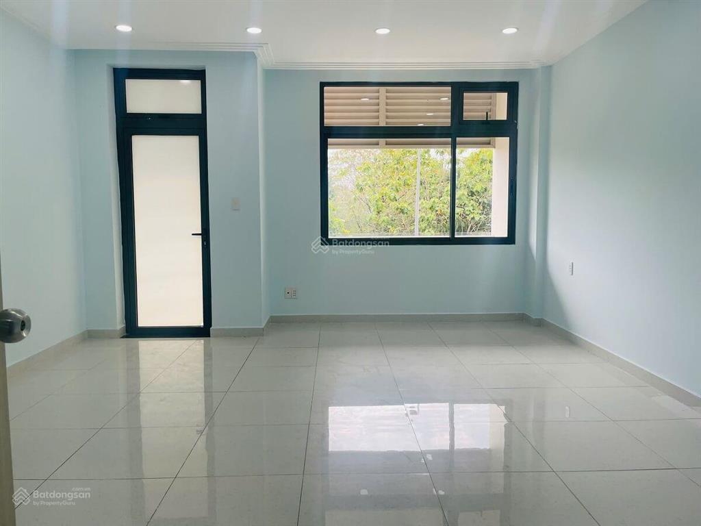 Cho thuê nhà 5x22m văn phòng kđt vạn phúc city, 33 tr/tháng, đường lớn 20m, thủ đức, hcm