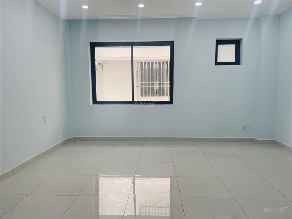 Cho thuê np tại kđt vạn phúc city, 33 triệu, 110m2, 4pn, 4tầng giá tốt