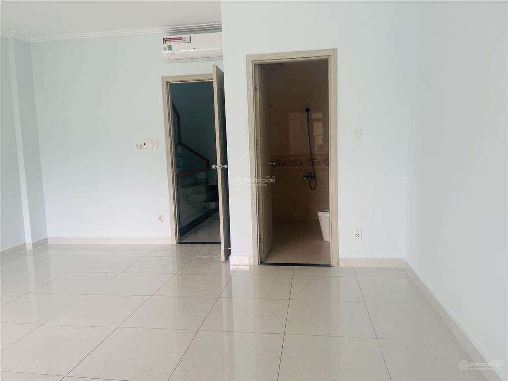 Cho thuê np tại kđt vạn phúc city, 33 triệu, 110m2, 4pn, 4tầng giá tốt