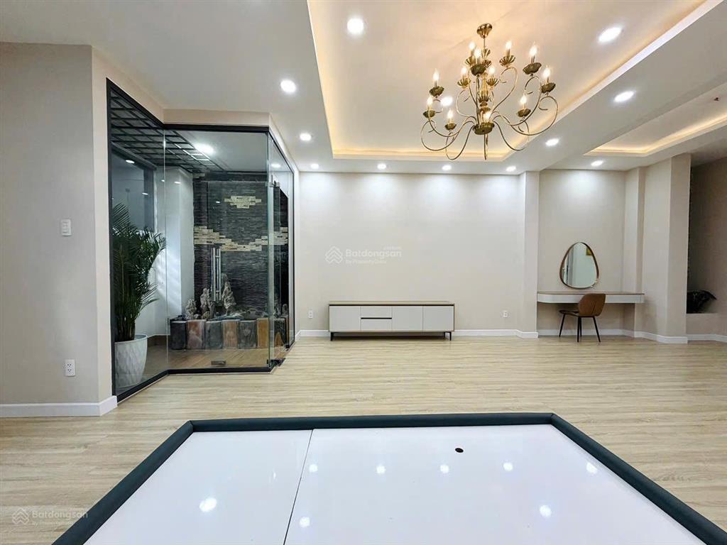 Siêu phẩm dòng tiền ngang khủng 6m, 6 tầng, trung tâm quận 1, phạm viết chánh, 90m2, chỉ 29.5 tỷ