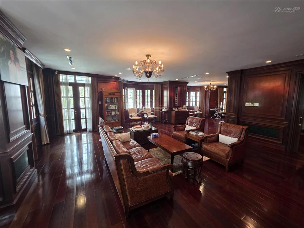 Biệt thự saigon pearl  đẳng cấp thượng lưu  view sông sài gòn  357m2  hầm 3 tầng (300 tỷ)