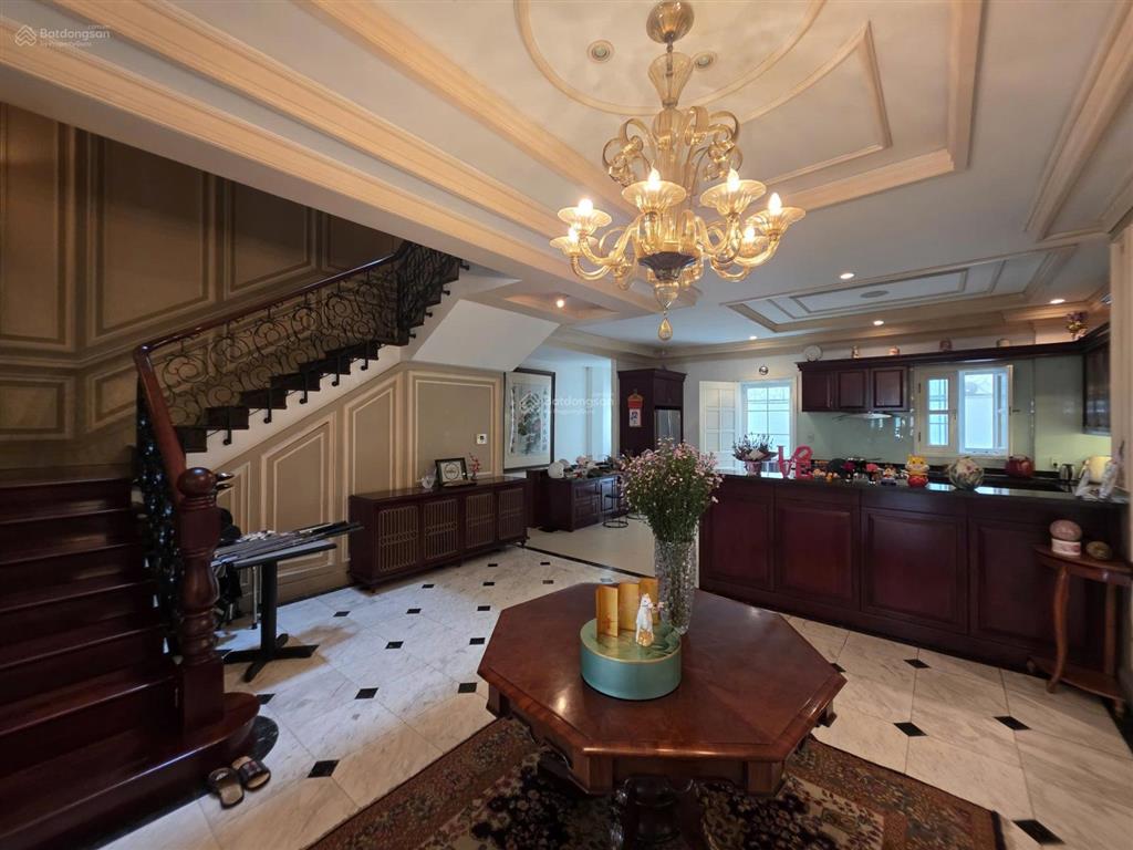 Biệt thự saigon pearl  đẳng cấp thượng lưu  view sông sài gòn  357m2  hầm 3 tầng (300 tỷ)