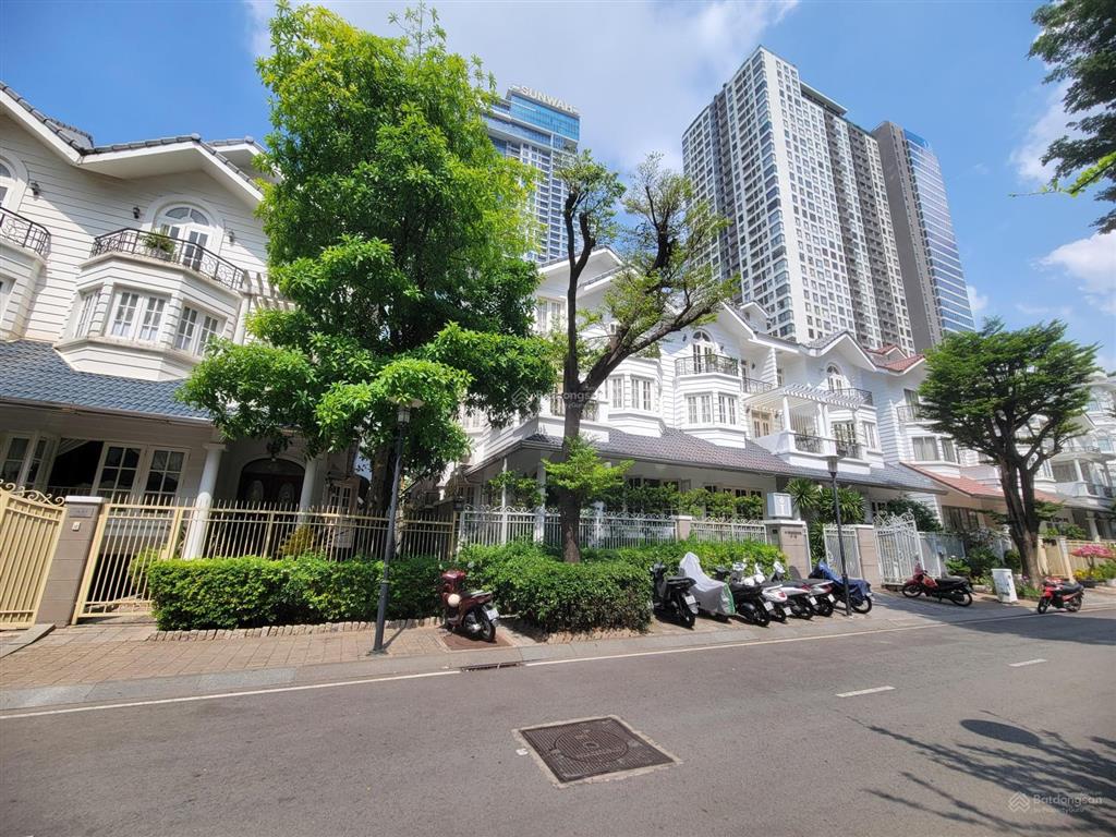 Biệt thự saigon pearl  đẳng cấp thượng lưu  view sông sài gòn  357m2  hầm 3 tầng (300 tỷ)