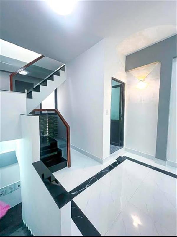 Nhà MT Đường Thái Phiên Phường 2 Cũ Quận 11.
