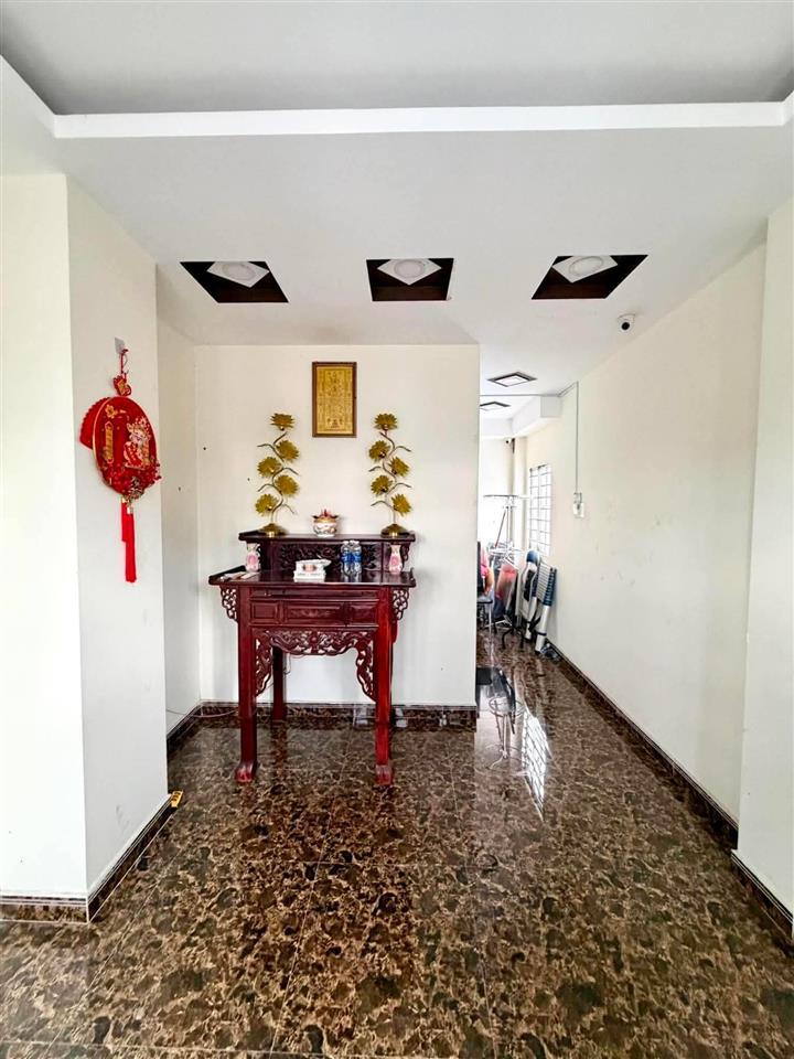 Nhà Đường Nguyễn Trọng Tuyển Phường 15 Cũ Quận Phú Nhuận.