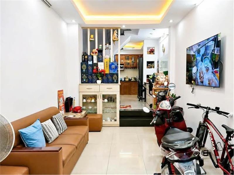 Trung Tâm Phú Nhuận - Hẻm Rộng 4 Tâng Kiên Cố - Không LG
