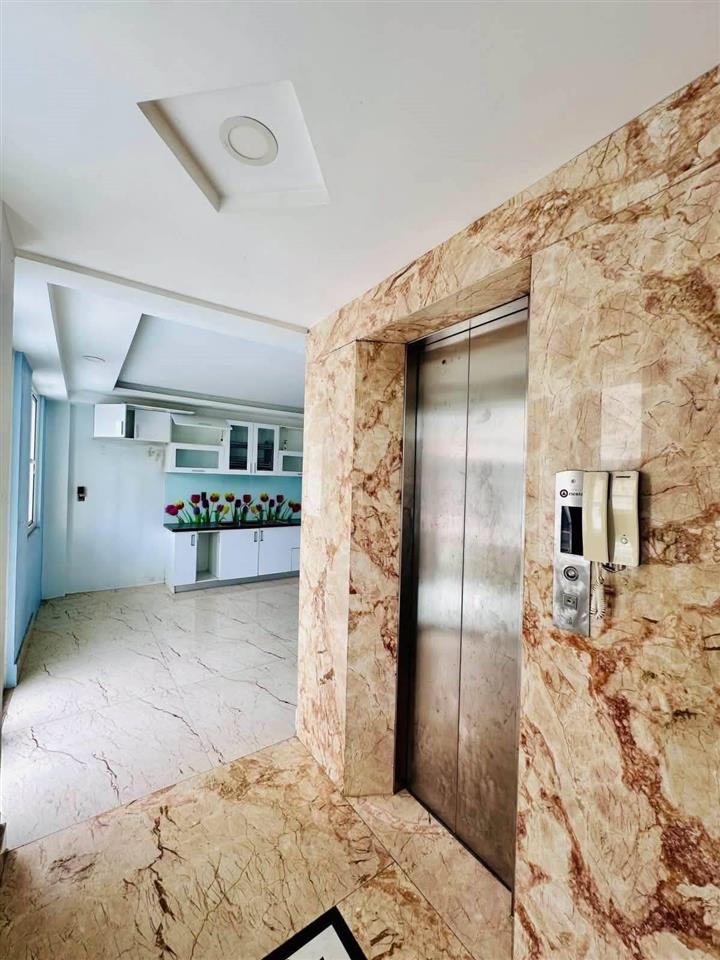 MẶT TIỀN LÔ GÓC KHU VIP TÂN THÀNH – TÂN PHÚ  5 TẦNG + THANG MÁY  GẦN 100M².