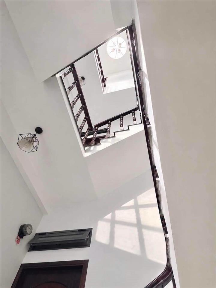 🔥 KHAN HIẾM PHÚ NHUẬN – 2 MẶT HẺM, Ô TÔ 7 CHỖ  5 TẦNG  45M².