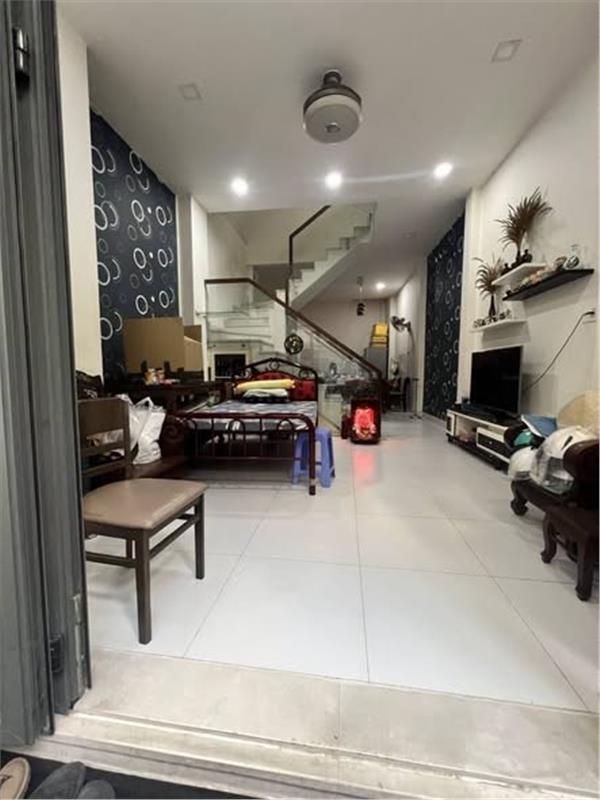 TRUNG TÂM QUẬN 10 – VÀI BƯỚC RA MẶT TIỀN NGUYỄN DUY DƯƠNG.