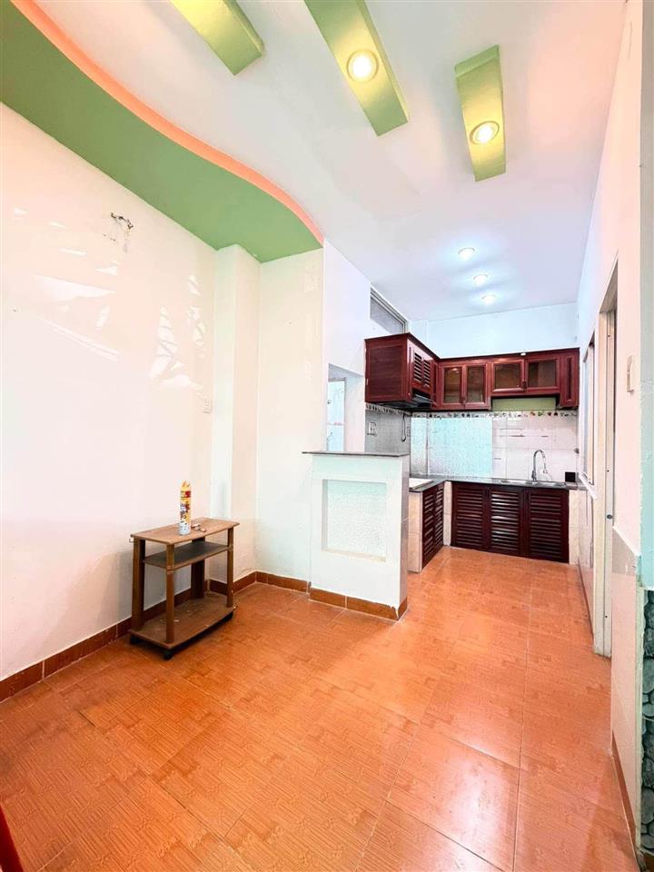 🏡 HUỲNH TỊNH CỦA – Q3  GIÁP Q1  45M²  4 TẦNG  5PN