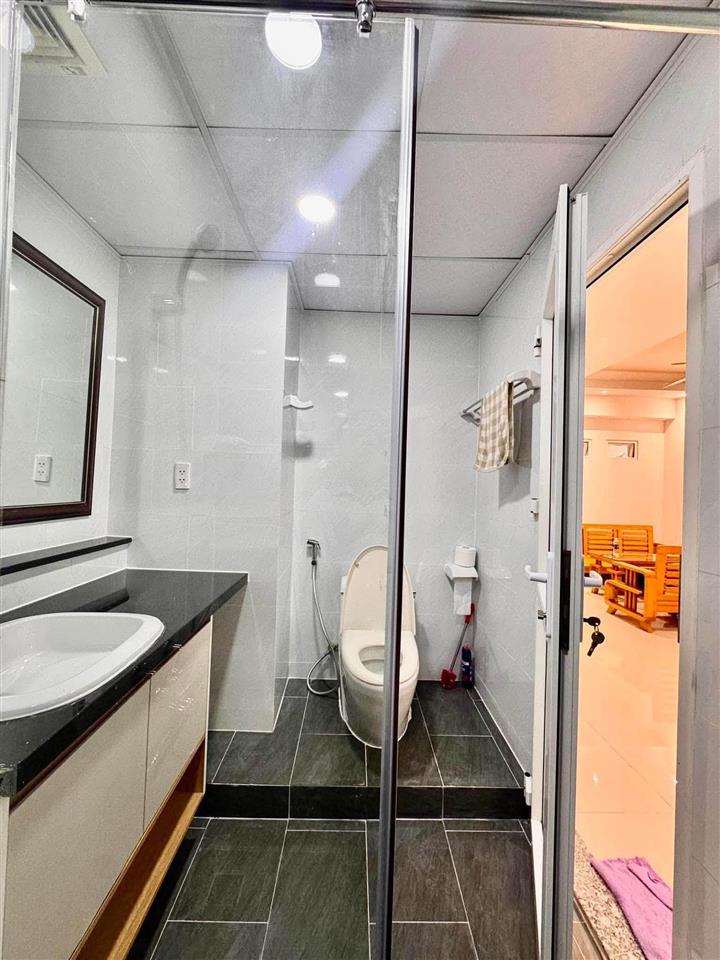 CHUNG CƯ 1050 PHAN CHU TRINH – CĂN ĐẸP, CÓ THANG MÁY, Ở NGAY!