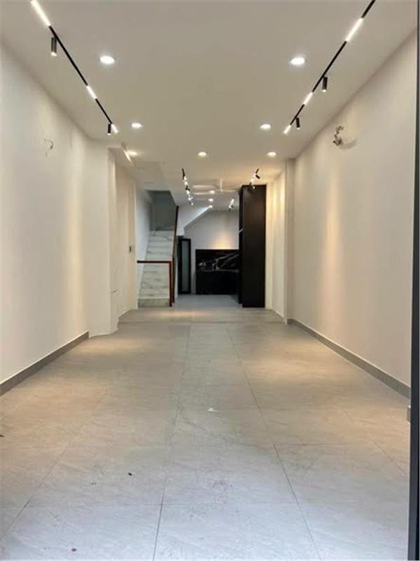 🔥 HXH 6M HUỲNH VĂN BÁNH – PHÚ NHUẬN PHƯỜNG 13 - 47M²  5 TẦNG - ÔTÔ NGỦ TRONG NHÀ.