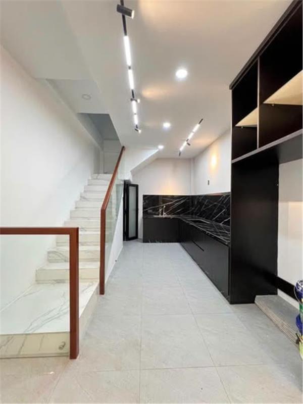 🔥 HXH 6M HUỲNH VĂN BÁNH – PHÚ NHUẬN PHƯỜNG 13 - 47M²  5 TẦNG - ÔTÔ NGỦ TRONG NHÀ.