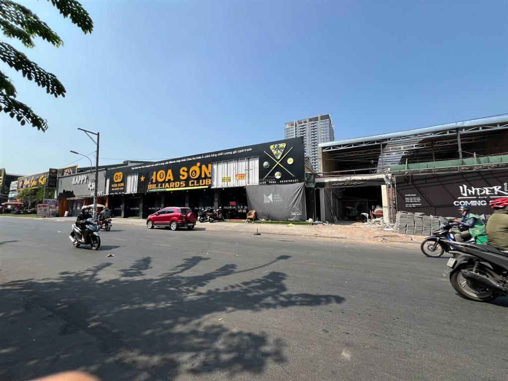 Cho thuê nhà mặt tiền đường đoàn công bửu, quận 3, dt 9.5x20m, 1 trệt, 2 lầu, dtsd 570m2