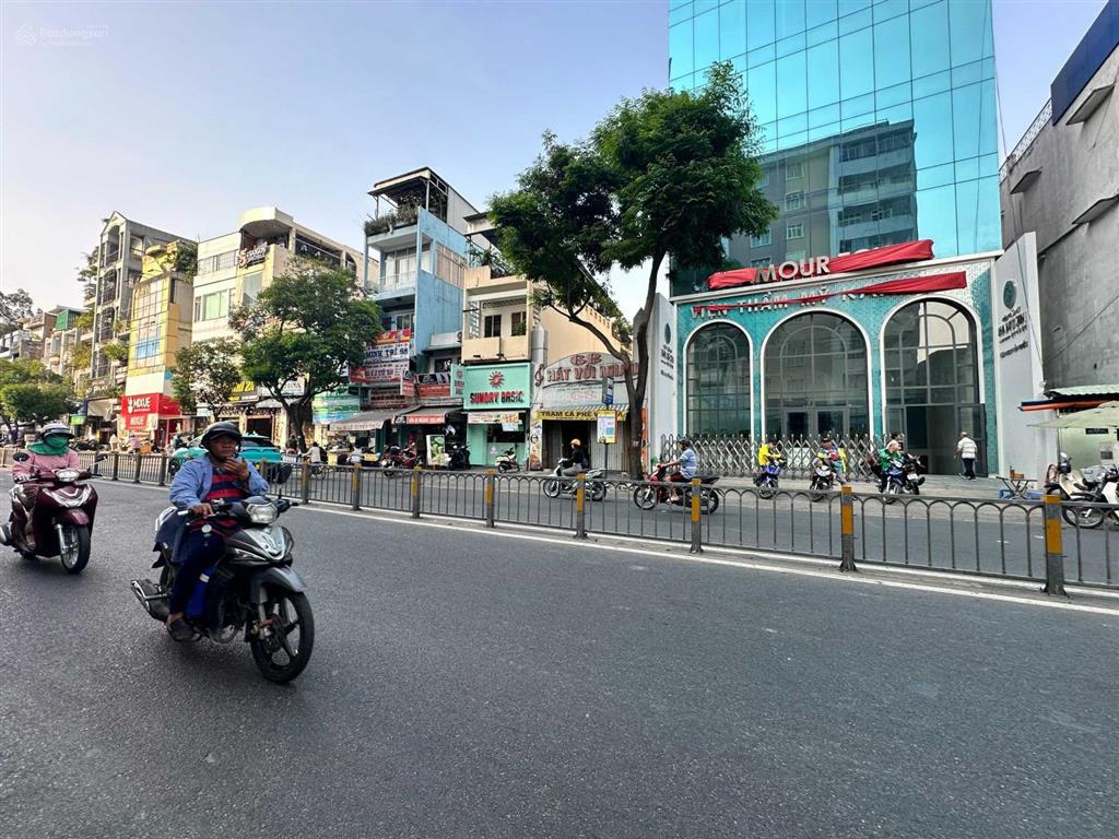 Cho thuê tòa nhà mặt tiền phan bội châu, quận 1, dt 8x25m, 1 hầm 1 trệt 6 lầu tm, dtsd 1.600m2