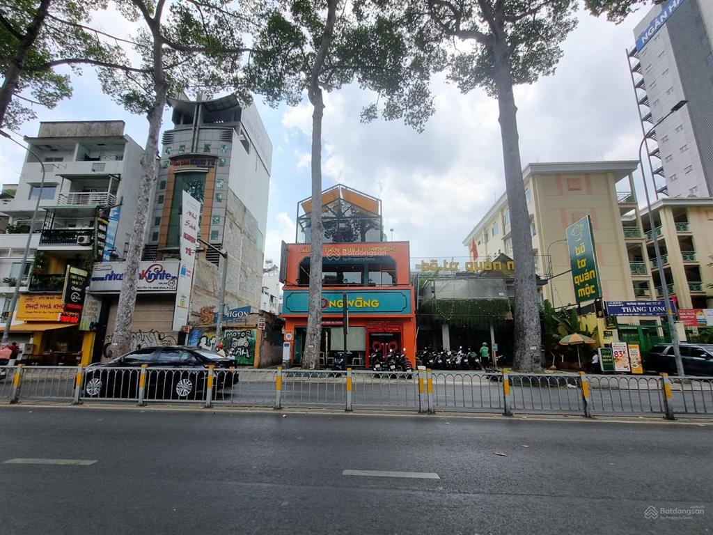 Cho thuê nhà mặt tiền nguyễn văn mai, quận 3, dt 12x25m, 1 trệt, 2 lầu, dtsd 900m2