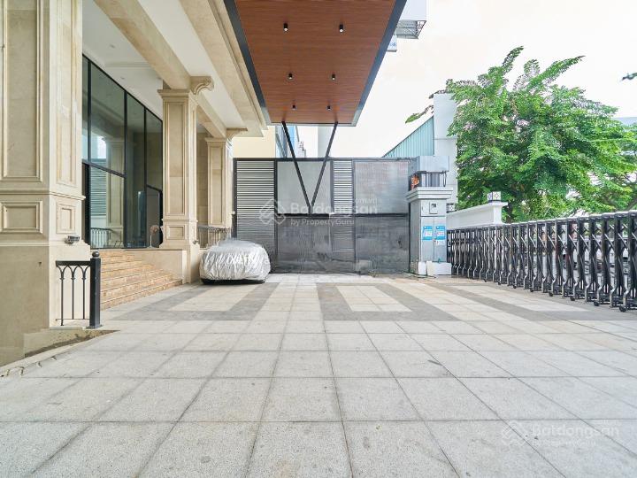 Cho thuê tòa nhà gần sân bay đường trường sơn, tân bình. dt 9x35m. trệt 7 lầu