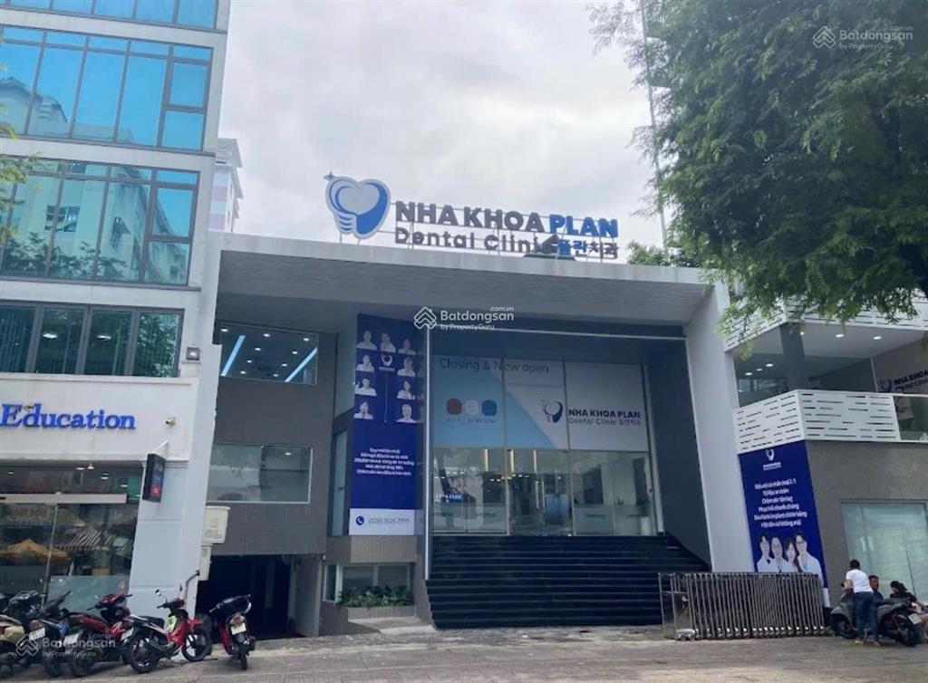 Cho thuê nhà mặt tiền số 157  159 đường võ văn tần, quận 3, 1 trệt 1 lầu, có thang máy. dt 17x28m