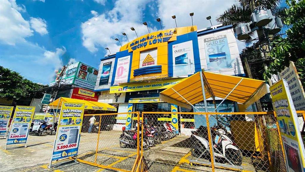 Cho thuê nhà mặt tiền ngô đức kế, quận 1, dt 25x38m, 1 trệt 2 lầu, dtsd 2.900m2