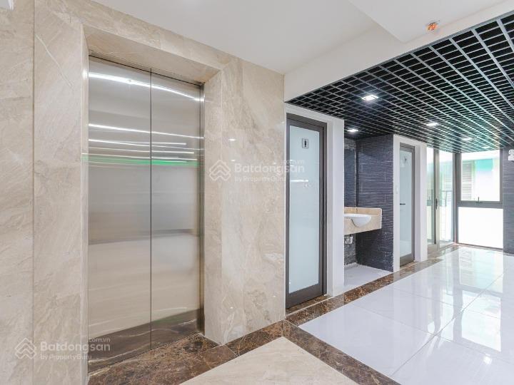 Cho thuê tòa nhà mặt tiền hoàng sa, quận 3, dt 10x40m, 1 hầm 1 trệt 5 lầu st, dtsd 1.600m2