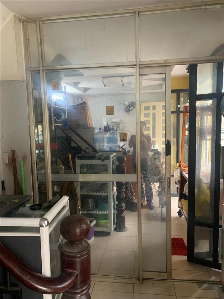 Cho thuê spa hoặc cửa hàng, ki ốt tại 15/2 đoàn như hài, 10 triệu, 30m2