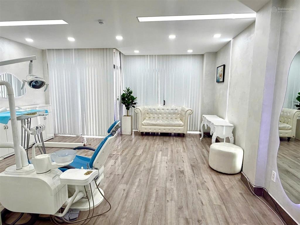 Cho thuê tòa nhà mặt tiền 27b thạch thị thanh, phường tân định, quận 1