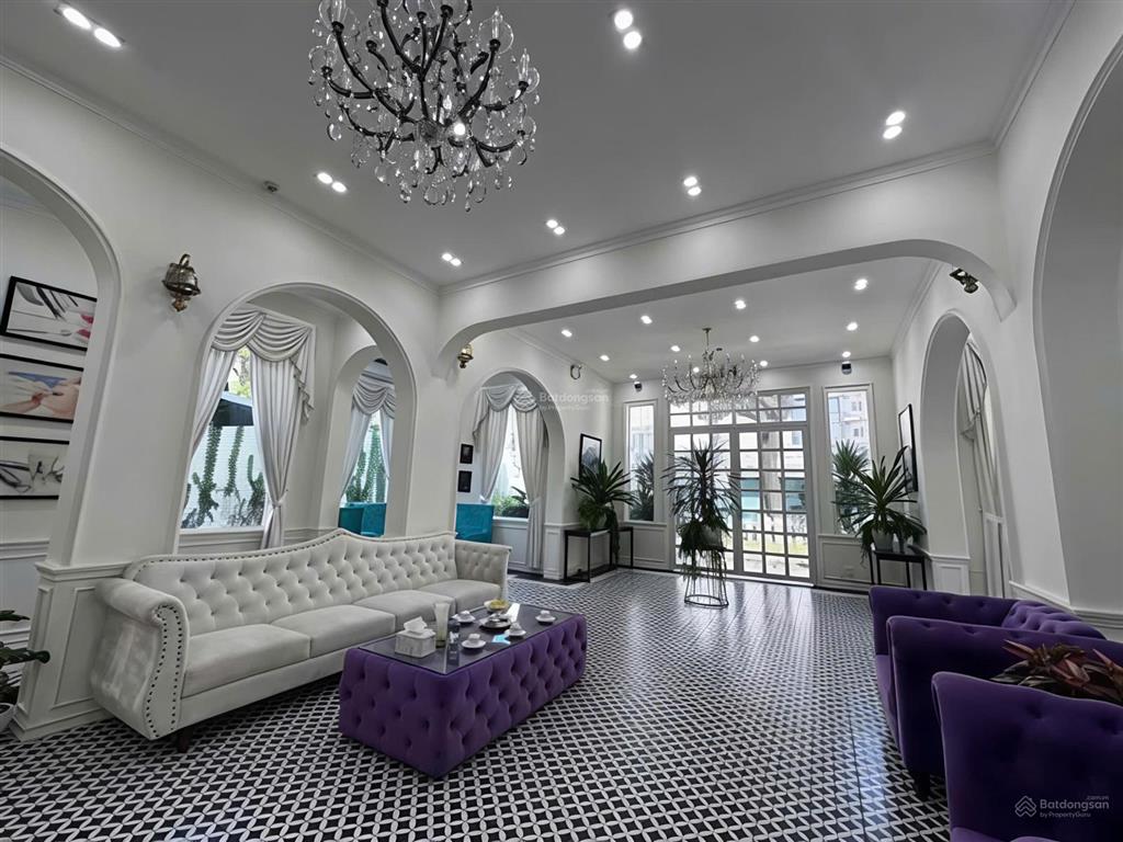 Cho thuê villa mặt tiền 212 võ thị sáu, phường võ thị sáu, quận 3, tphcm