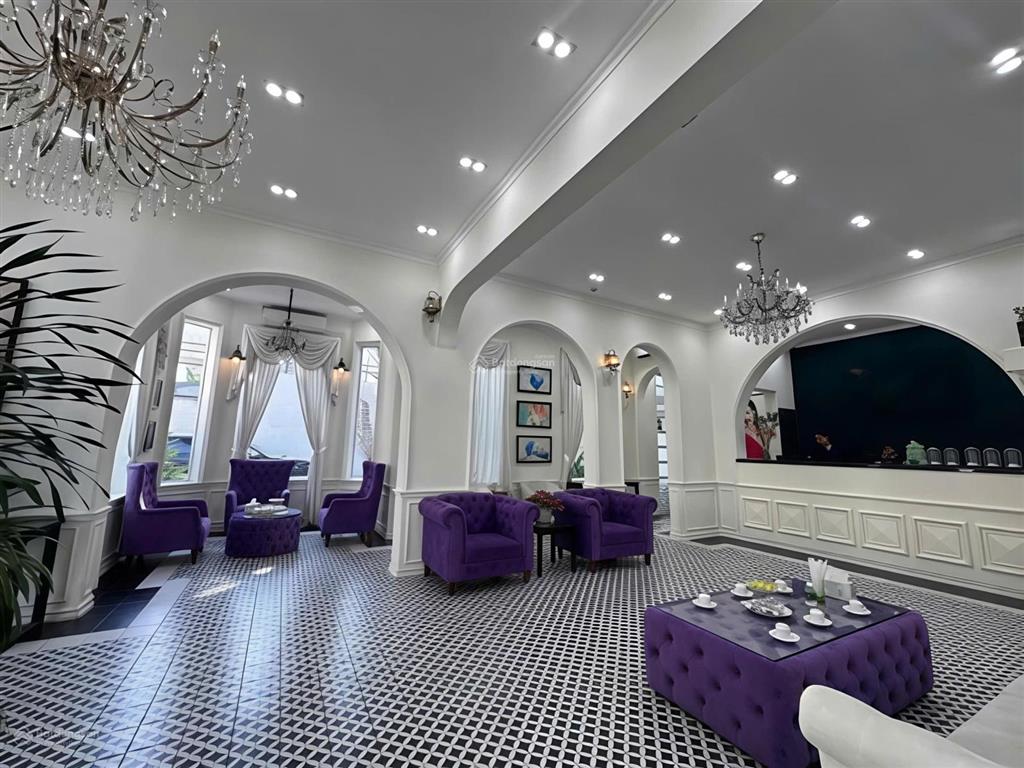 Cho thuê villa mặt tiền 212 võ thị sáu, phường võ thị sáu, quận 3, tphcm