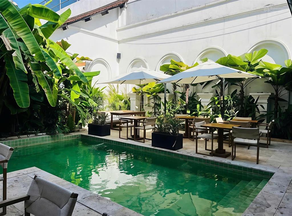 Cho thuê villa hiếm có trung tâm quận 3  20 tú xương