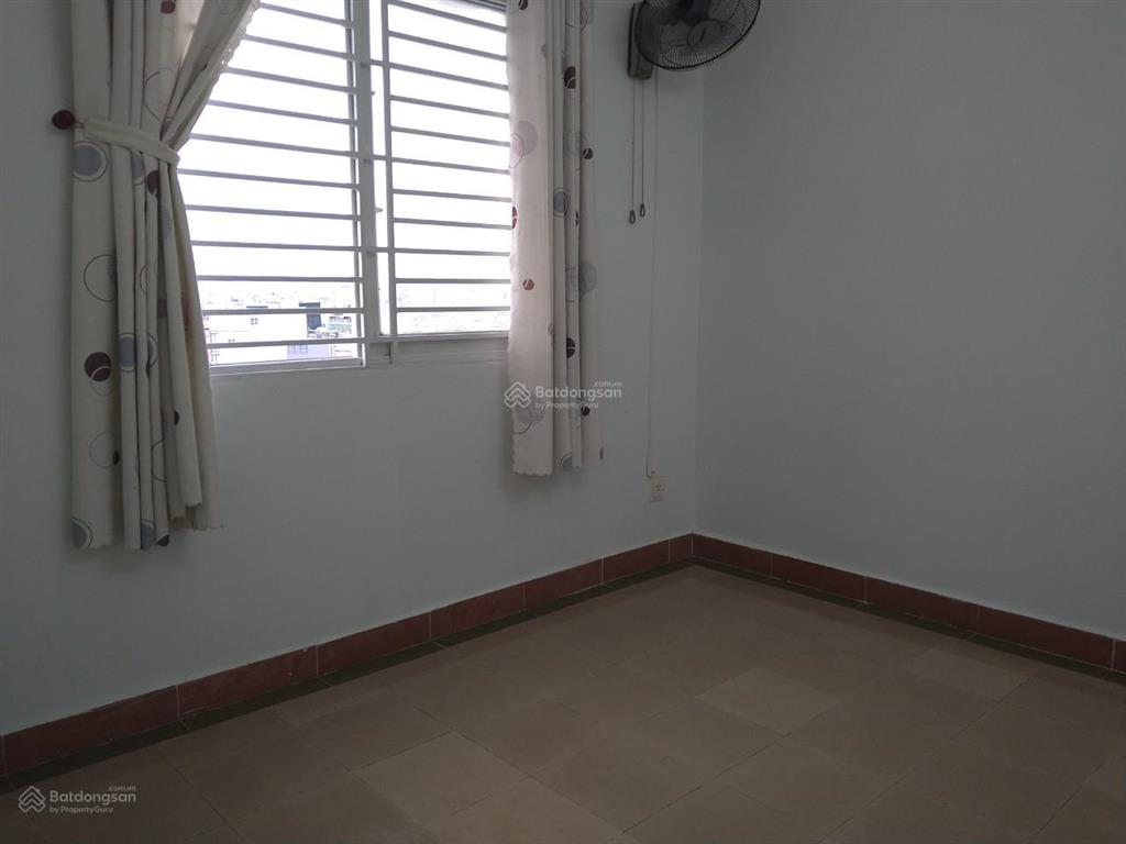 Cho thuê căn hộ chung cư 1050, bình thạnh, 65m2, 2pn, 10tr