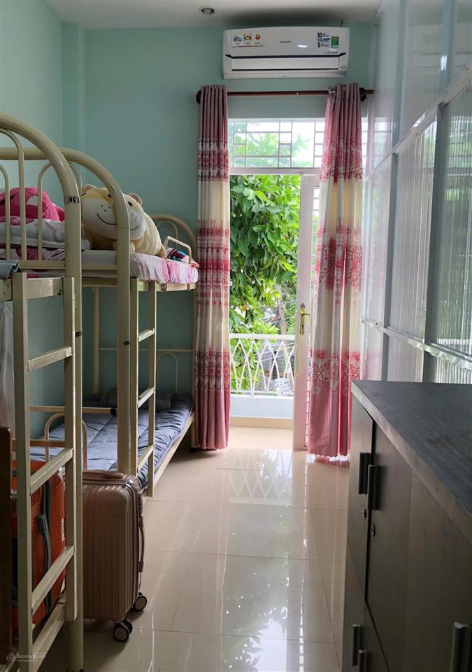 Phòng trọ ở ghép ký túc xá tư nhân tiện nghi, có máy lạnh, sạch đẹp tại quận 7