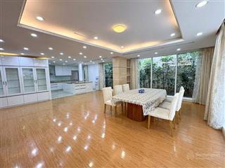 Cho thuê biệt thự 300m2, giá thỏa thuận tại quảng an, tây hồ, hà nội