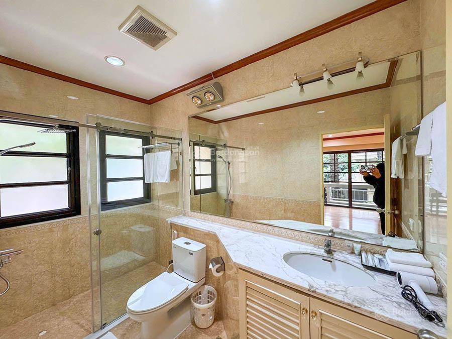 Cho thuê biệt thự khu tây hồ giá tốt, nhà đẹp.  amy 0904 622 ***
