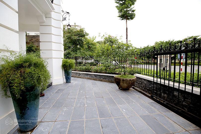 Bán biệt thự 320m2 giá thỏa thuận tại khu đô thị nam thăng long  ciputra, tây hồ, hà nội