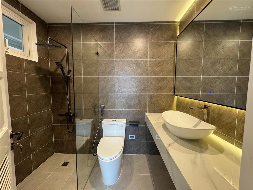 Bán căn hộ 3 phòng ngủ sửa đẹp trong khu đô thị ciputra phú thượng hà nội