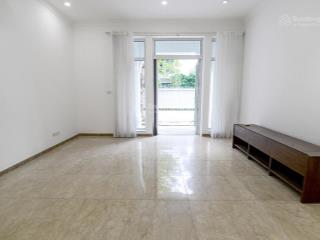 Cho thuê căn biệt thự không đồ giá tốt khu t ciputra amy 0904 622 ***
