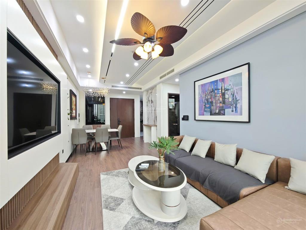 Cho thuê căn hộ tầng cao tại heritage tây hồ hanoi n amy 0904 622 ***