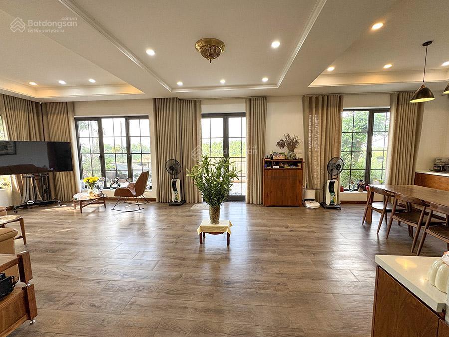 Cho thuê căn biệt thự bên sông đuống view đẹp  amy 0904 622 ***