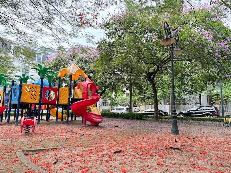 Bán biệt thự 230m2, giá thỏa thuận tại ciputra, phú thượng, tây hồ, hà nội