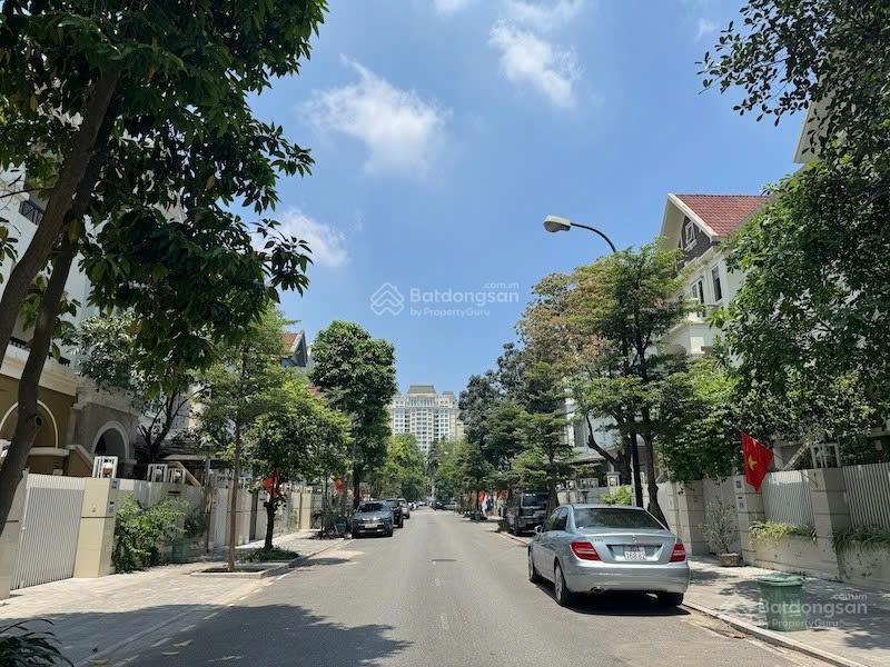 Bán biệt thự 230m2, giá thỏa thuận tại ciputra, phú thượng, tây hồ, hà nội