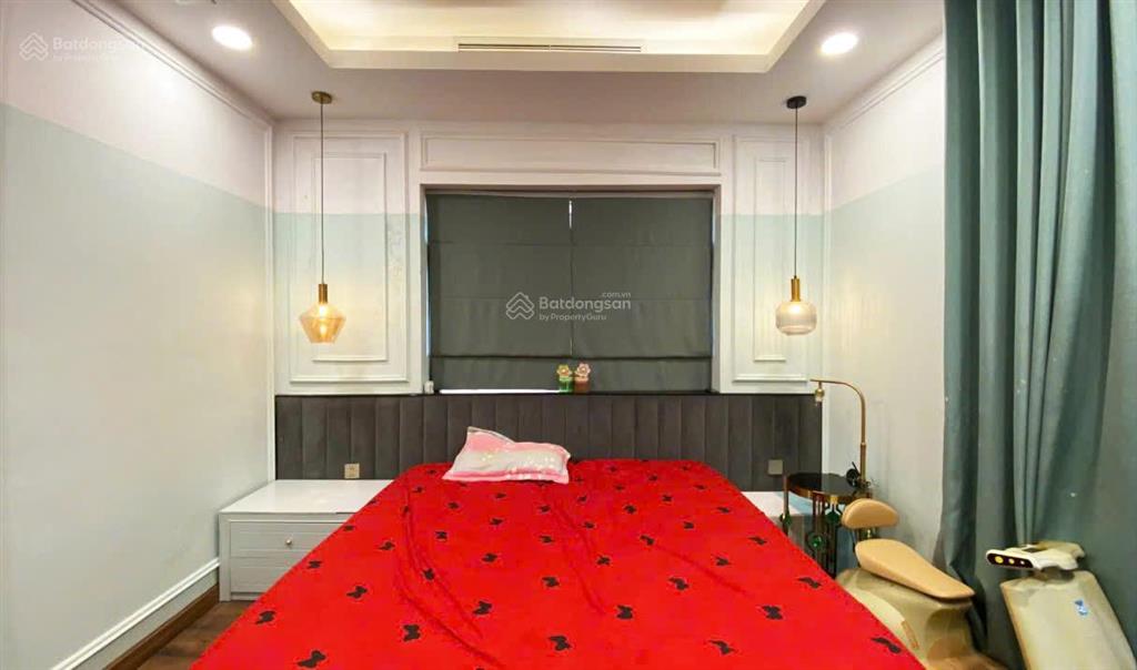 Bán biệt thự vip 230m2 có bể bơi và thang máy, tiện nghi như khách sạn tại ciputra